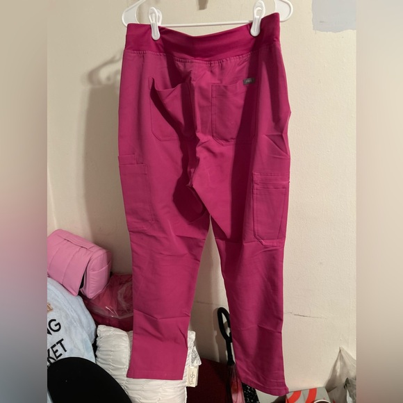 Figs Scrub Set - Picture 4 of 5